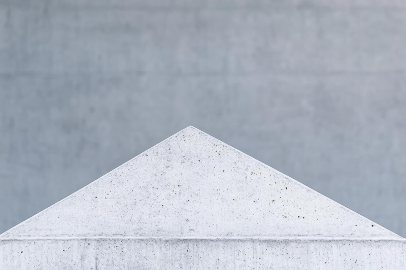 Chapéu de Muro de Concreto: Estética e Segurança para Sua Casa Chapéu de Muro de Concreto: Estética e Segurança para Sua Casa